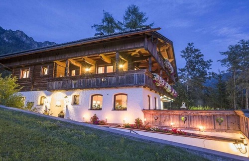 Alpbach House | Landhaus Alpbach: A Scenic Retreat