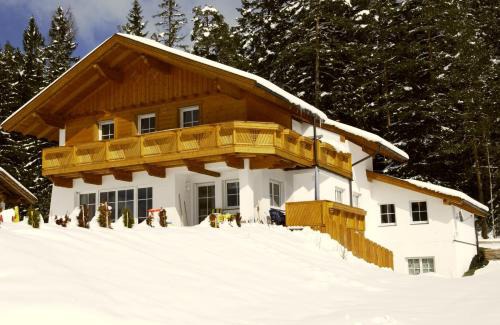 Reith bei Seefeld Apartment | Landhaus am Golfplatz