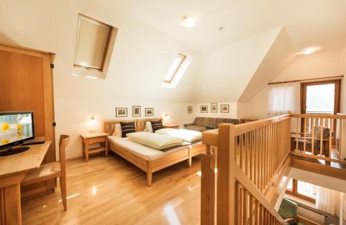 Vezzano Apartment | Landhaus Fux