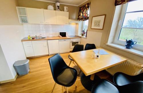 Ortsamt 2 Apartment | Landhaus Immenbarg, Seeteufel