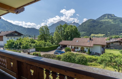Bad Hindelang Apartment | Landhaus Schenk/Rotspitze