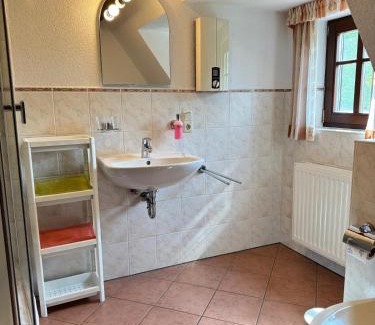 Oberdorla Apartment | Landhaus Sorgenfrei obere Etage