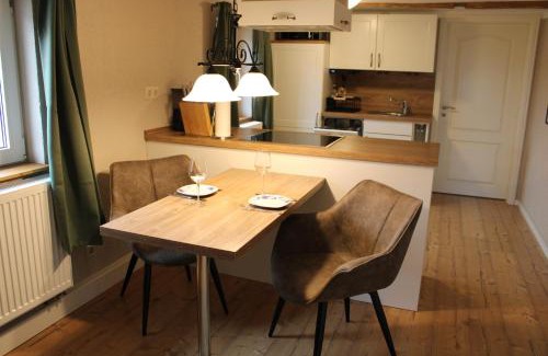 Porschdorf Apartment | Landhaus Wohnung - SAUNA, Balkon, Netflix, Parkplatz