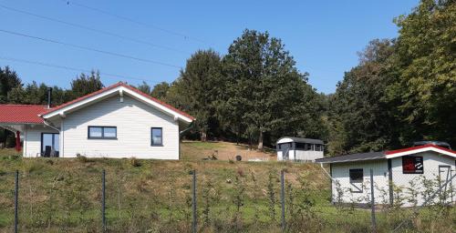 Hasenfeld House | Landhaus Zeitlos