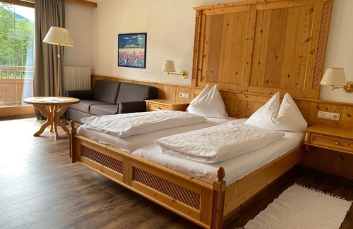 St. Ulrich Am Pillersee Hotel | Landhotel Strasserwirt