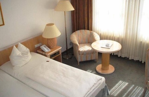 Hofheim am Taunus Hotel | Landhotel Burkartsmühle