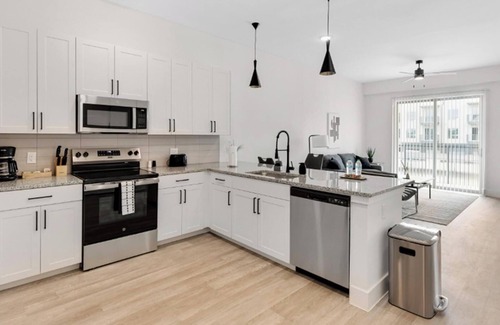 Denton Apartment | Landing | Amazing 1BD in Denton