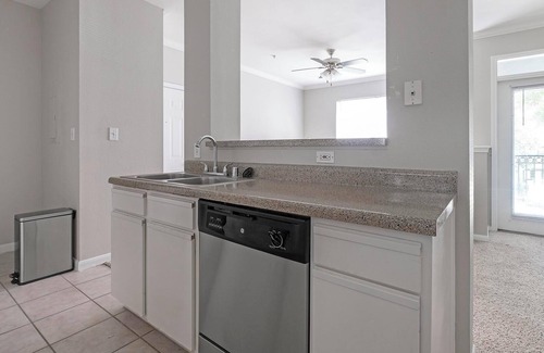Briarforest Apartment | Landing | Amazing 1BD, Pool, Gym