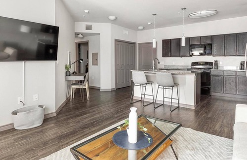Fort Worth Apartment | Landing | Amazing 1BD, Game Room, Rooftop Lounge