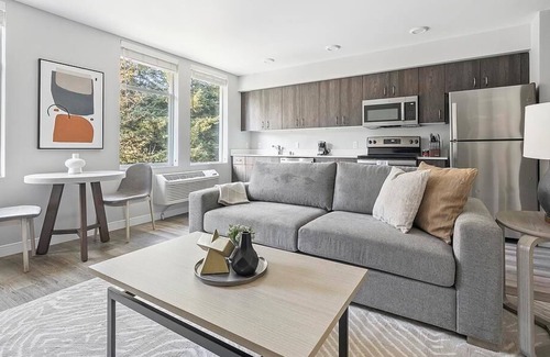 Pleasant Valley Apartment | Landing at 134th Street Lofts - 1 Bedroom in Pleasant Valley