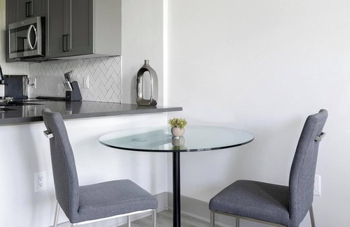 Nashville Apartment | Landing at Abberly Foundry - 1 Bedroom in Watki.