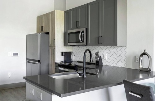 Nashville Apartment | Landing at Abberly Foundry - 1 Bedroom in Watki.