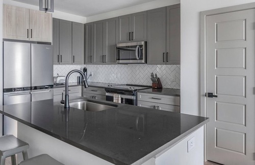 Nashville Apartment | Landing at Abberly Foundry - 2 Bedrooms in Watk.