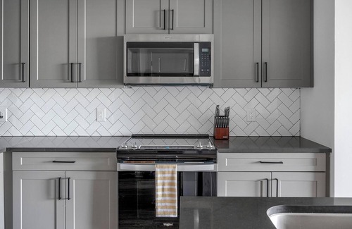 Nashville Apartment | Landing at Abberly Foundry - 2 Bedrooms in Watk.