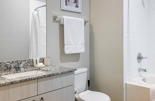 Conestee Apartment | Landing at Abberly Market Point - 1 Bedroom in Downtown Greenville