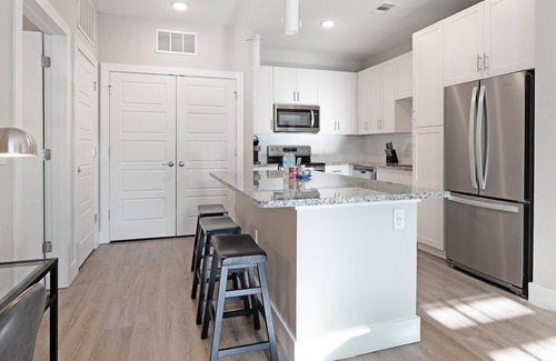 Southeast Orlando Apartment | Landing at APEX South Creek - 1 Bedroom in Mead.