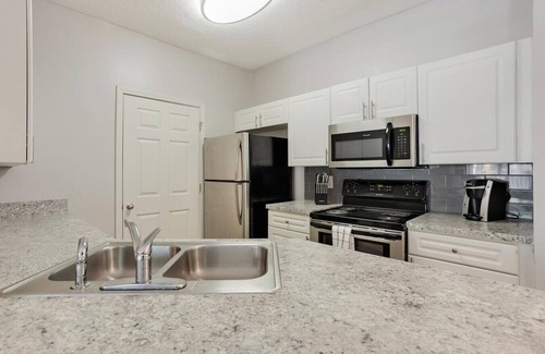 Greer Apartment | Landing at Avana Thornblade - 2 Bedrooms in Downtown Greer