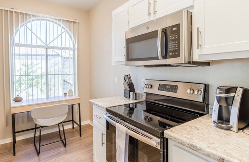 Greenbell Apartment | Landing at Boulders at Lookout Mountain - 1 Bed.