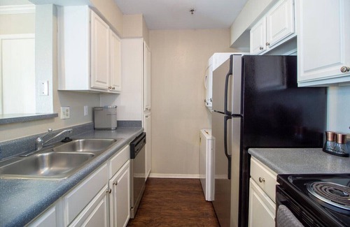 North Druid Hills Apartment | Landing at Briarhill Apartments - 1 Bedroom in North Druid Hills