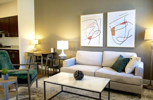 Briargate Apartment | Landing at Crowne at Briargate - 1 Bedroom in Briargate