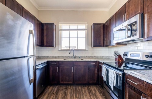 Briargate Apartment | Landing at Crowne at Briargate - 2 Bedrooms in Briargate