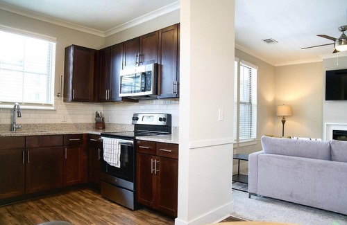 Briargate Apartment | Landing at Crowne at Briargate - 2 Bedrooms in Briargate