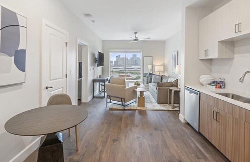The Gulch Apartment | Landing at Haven at the Gulch - 1 Bedroom in Downtown