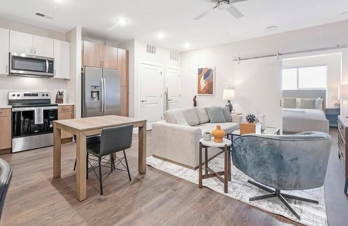 The Gulch Apartment | Landing at Haven at the Gulch - 1 Bedroom in Downtown