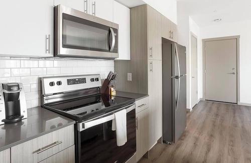 Kent Apartment | Landing at Midtown 64 - 2 Bedrooms in Downtown Kent