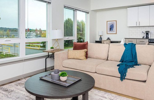 Kent Apartment | Landing at Midtown 64 - Studio in Downtown Kent