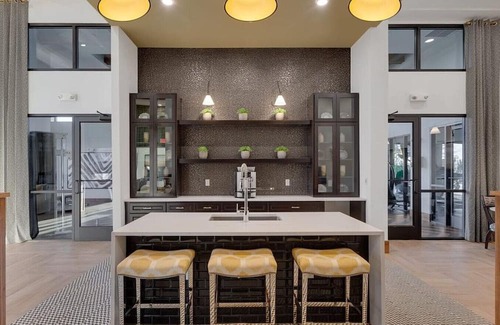 Albuquerque Apartment | Landing at Olympus Highlands North - 1 Bedroom in Sycamore