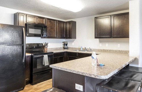 Magna Apartment | Landing at Oquirrh Hills - 1 Bedroom in Downtown Magna