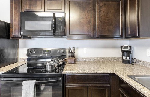 Magna Apartment | Landing at Oquirrh Hills - 1 Bedroom in Downtown Magna