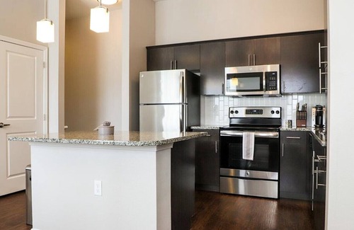 South Baton Rouge Apartment | Landing at Park Rowe Village at Perkins Rowe - 1 Bedroom in Oak Hills Place