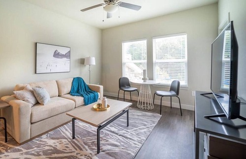 Powdersville Apartment | Landing at Pointe at Greenville - 1 Bedroom in Powdersville