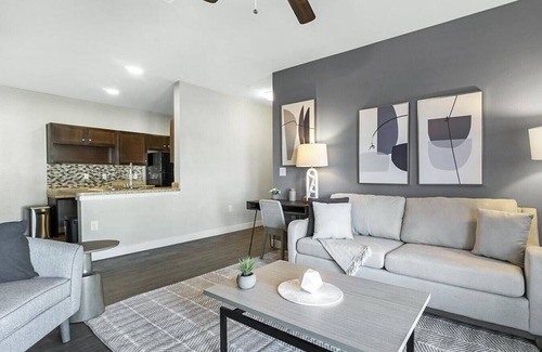 Powdersville Apartment | Landing at Pointe at Greenville - 1 Bedroom in Powdersville