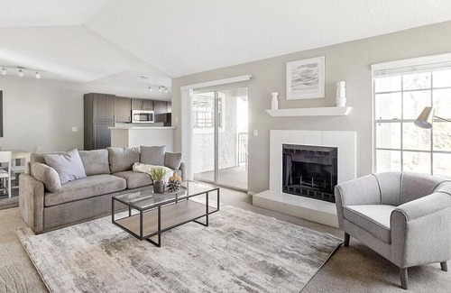 The Section Seven Apartment | Landing at Reflections at the Lakes - 2 Bedrooms in The Section Seven