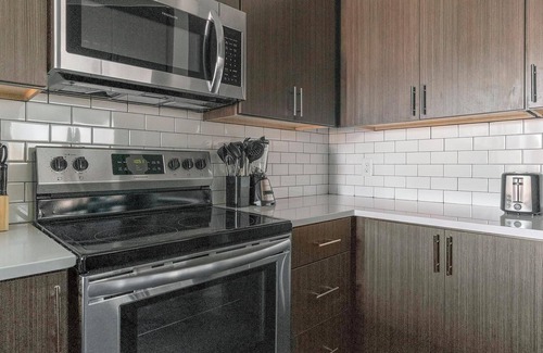 Richmond Apartment | Landing at Sphere - 1 Bedroom in Chamberlayne I.