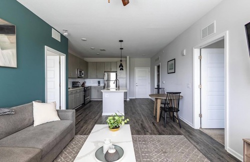 Park Hills Apartment | Landing at Tapestry Ridge - 2 Bedrooms in Covin.