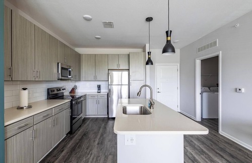 Park Hills Apartment | Landing at Tapestry Ridge - 2 Bedrooms in Covin.