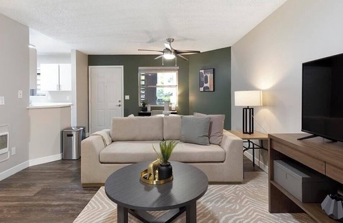 Tanasbourne Apartment | Landing at Terraces - 1 Bedroom in Tanasbourne