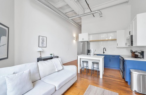 Greenville Apartment | Landing at The American Spinning Mill - 1 Bedro.