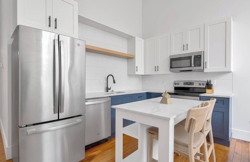 Greenville Apartment | Landing at The American Spinning Mill - 1 Bedro.