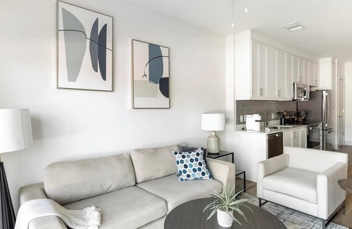 Huntsville Apartment | Landing at The Gallery - 1 Bedroom in West Hunt.