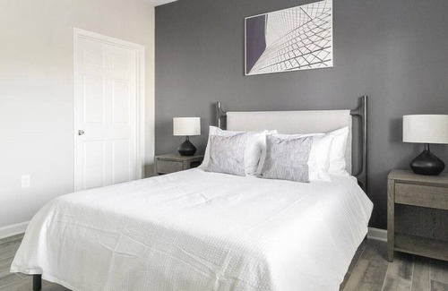 Wake Forest Apartment | Landing at The Pointe at Heritage - 1 Bedroom in Downtown Wake Forest