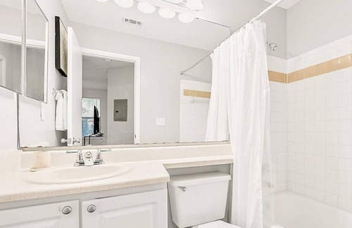 New Irving Park Apartment | Landing at The Pointe at Irving Park Apartment Homes - 1 Bedroom in New Irving Park