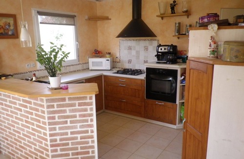Lion-sur-Mer House | Landing beach: house with a quiet and pleasant garden