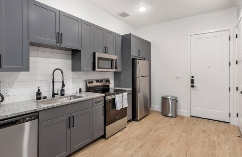 Denton Apartment | Landing | Beautiful 1BD in Denton