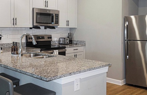 Fort Myers Apartment | Landing | Beautiful 2BD, Gym, Yoga Studio