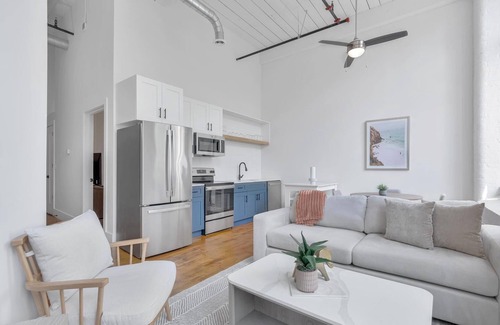 Greenville Apartment | Landing | Beautiful 2BD, Yoga Studio, Gym